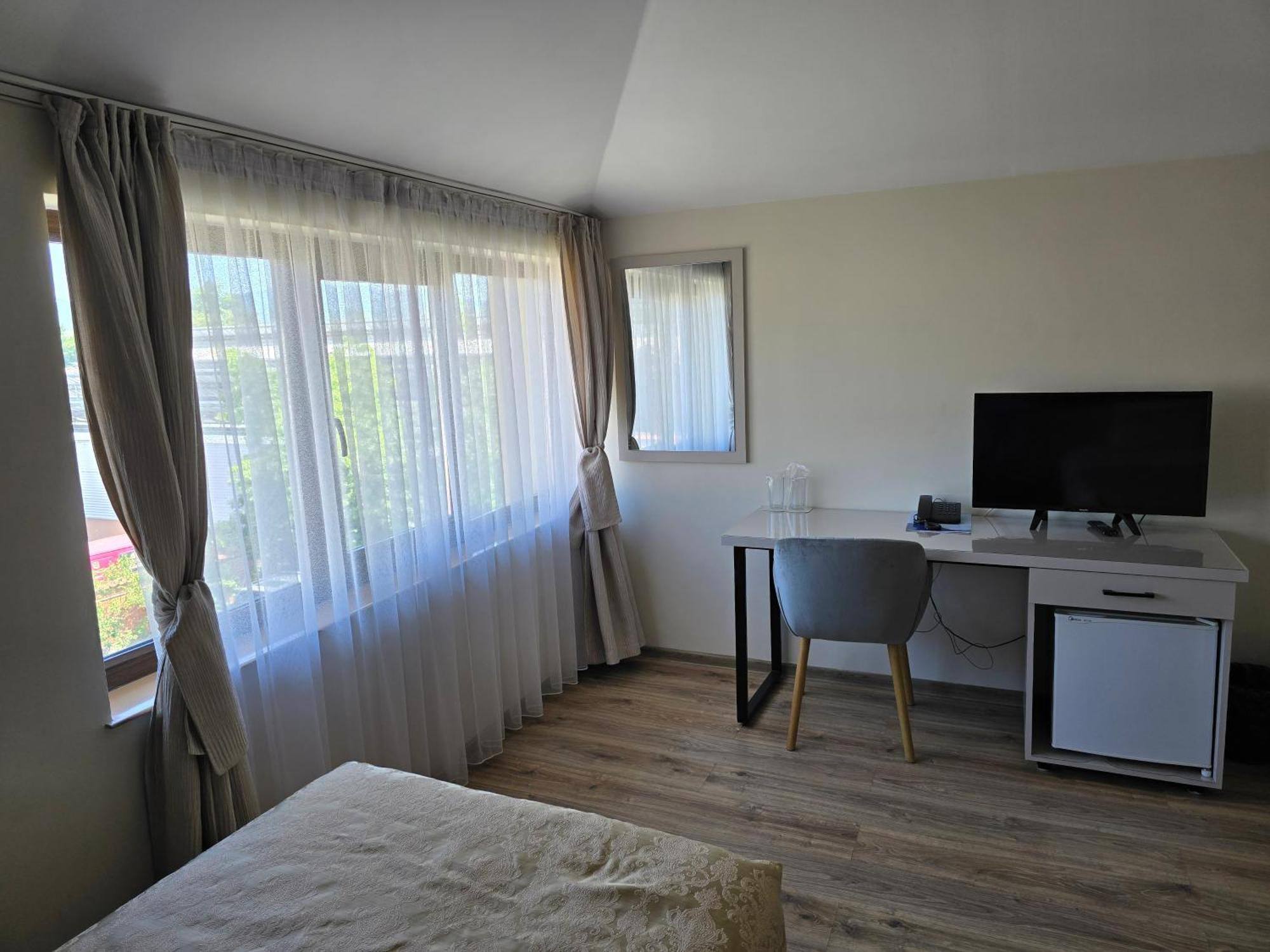 Hotel Kardjali Kŭrdzhali Esterno foto