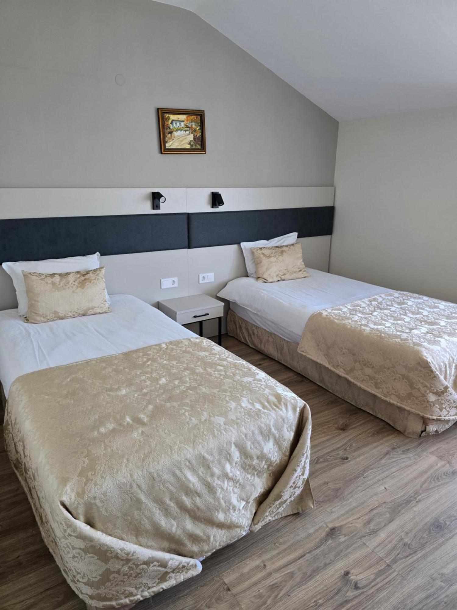 Hotel Kardjali Kŭrdzhali Esterno foto