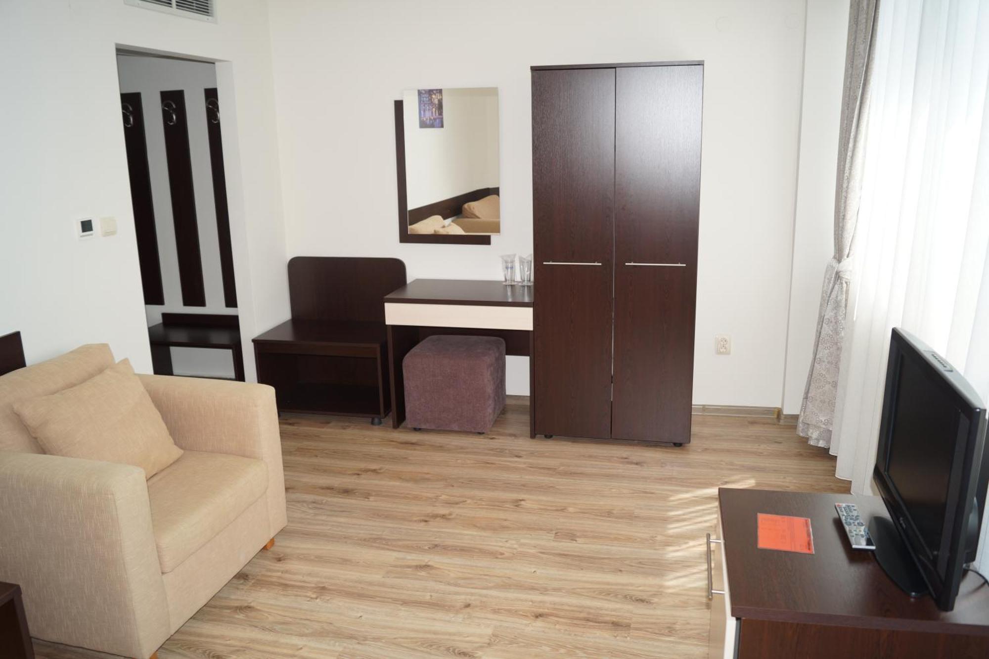 Hotel Kardjali Kŭrdzhali Esterno foto