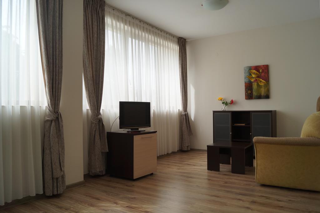 Hotel Kardjali Kŭrdzhali Esterno foto