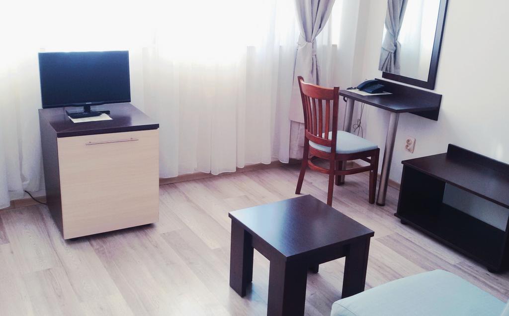 Hotel Kardjali Kŭrdzhali Esterno foto