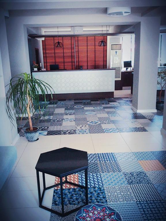 Hotel Kardjali Kŭrdzhali Esterno foto